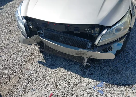 2014 Chevrolet Malibu 1Lt из США, поврежденный, VIN 1G11C5SL7EF302088